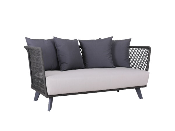 CLASSY-COMFORTABLE-LOUNGE-SOFA