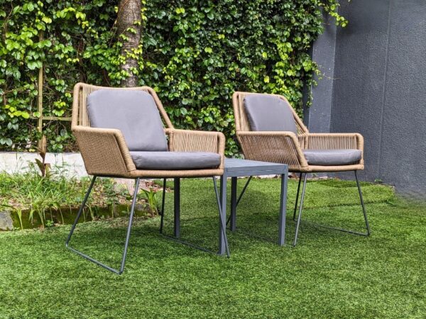 MODERN-CLASSIC-OUTDOOR-TERRACE-SET